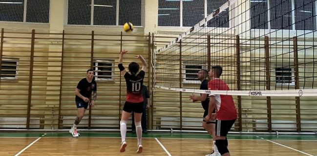 🏐🔥 KLEM-LIGA – dzień pełen emocji! Prawie Forma zagrała vabank… i była o krok od pełnej puli
