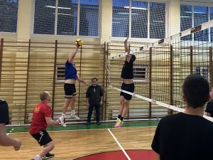 🔥🏐 GRAND DERBY DLA STRONG KLEM! Mecz dla Marcina, mecz pełen emocji i kolejny rozdział jednej z największych rywalizacji w historii KLEM-LIGI! 💙🖤