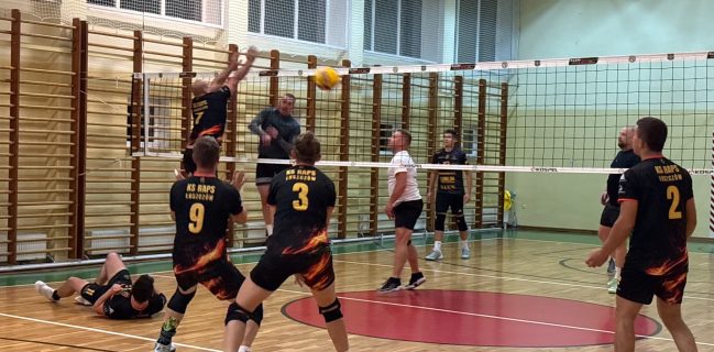 🏐🎢 STRONG KLEM ZWYCIĘSKI PO SIATKARSKIM ROLLERCOASTERZE Z RAPS ŁUSZCZÓW.