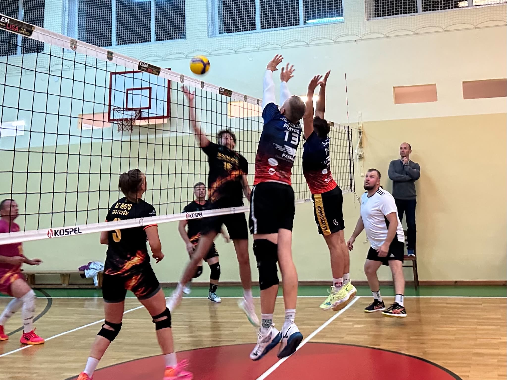 🏐 Volley Piątek ostatnim półfinalistą KLEM-LIGI! 🔥